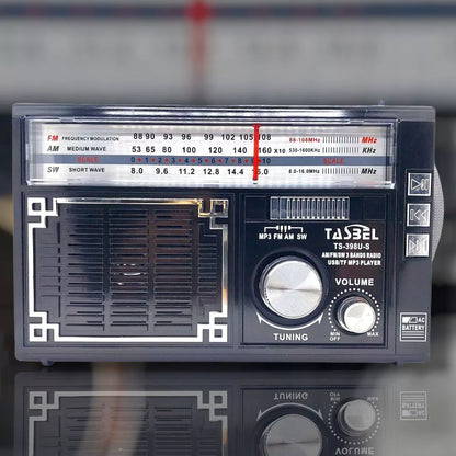 Radio Solar Retro Multifuncional (Linterna + Cargador + Radio AM/FM).